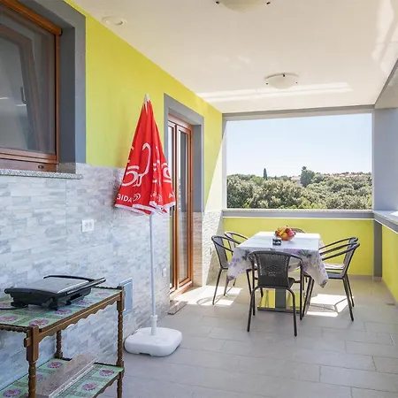 Kaylie Appartement *